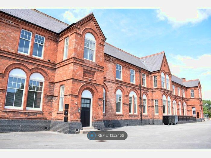 2 Bedroom Flat To Rent In Barony Court, Nantwich, CW5