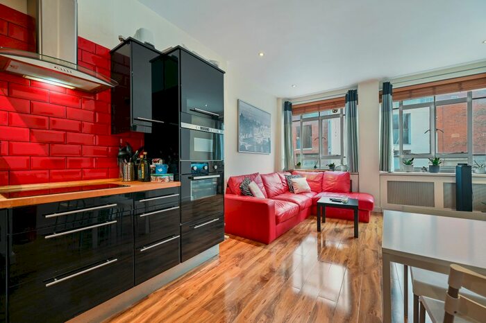2 Bedroom Flat To Rent In Ogle Street, London, W1W