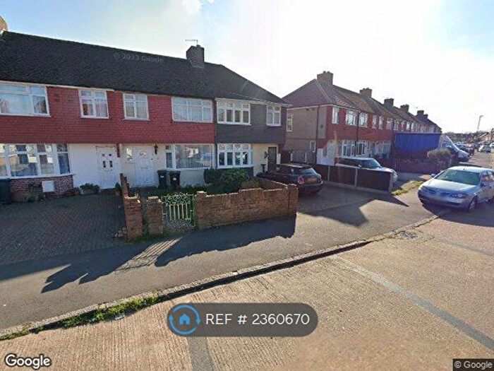 4 Bedroom Terraced House To Rent In Feltham, Feltham, TW14