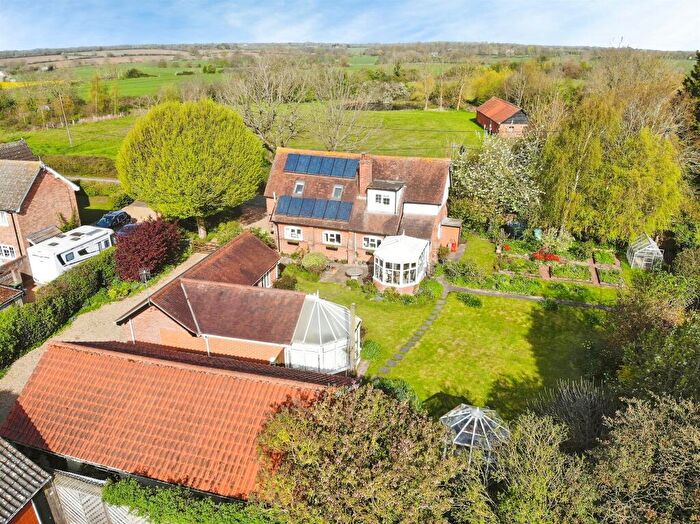 4 Bedroom Detached House For Sale In Mill Road, Badingham, Woodbridge, IP13