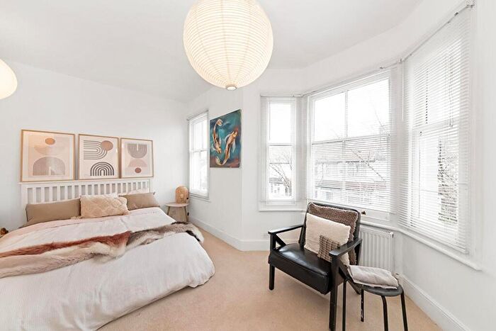 3 Bedroom Terraced House For Sale In Suffield Road, Anerley, London, SE20