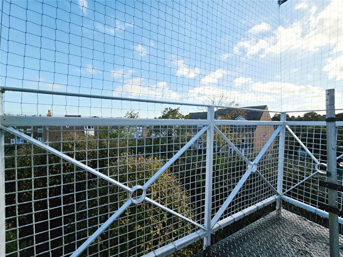 1 Bedroom Flat For Sale In Fortuna Court, High Street, Ramsgate, Kent, CT11
