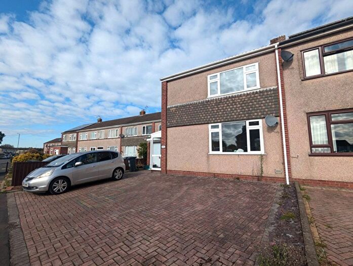 3 Bedroom End Terrace House For Sale In St. Briavels Drive, Yate, Bristol, Gloucestershire, BS37