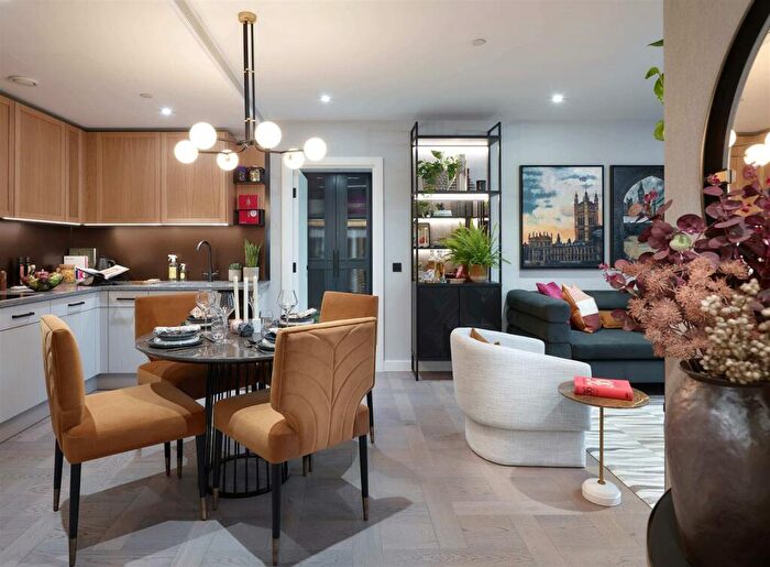 1 Bedroom Flat For Sale In London Dock, E1W