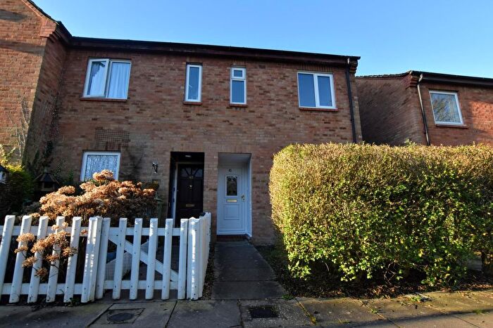 2 Bedroom Terraced House To Rent In Arlott Crescent, Oldbrook, MK6