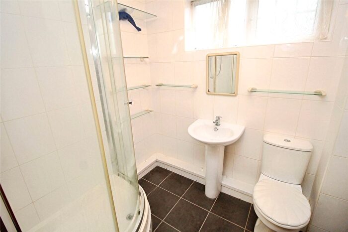 3 Bedroom Semi-Detached House For Sale In Newmarche Drive, Askern, Doncaster, South Yorkshire, DN6