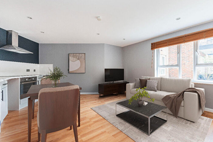 1 Bedroom Apartment For Sale In Royal Quarter, Seven Kings Way, Kingston Upon Thames, Surrey, KT2