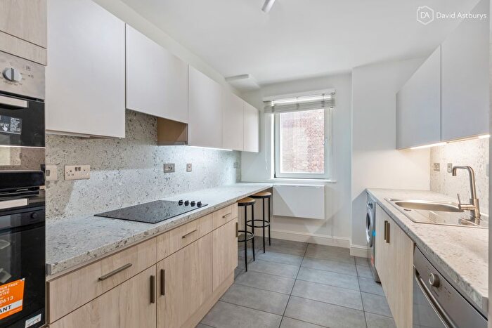 2 Bedroom Flat To Rent In Castellain Road, London, W9