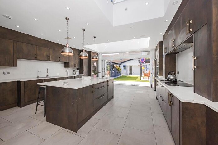 5 Bedroom Semi-Detached House For Sale In Wycombe Road, Gants Hill, IG2