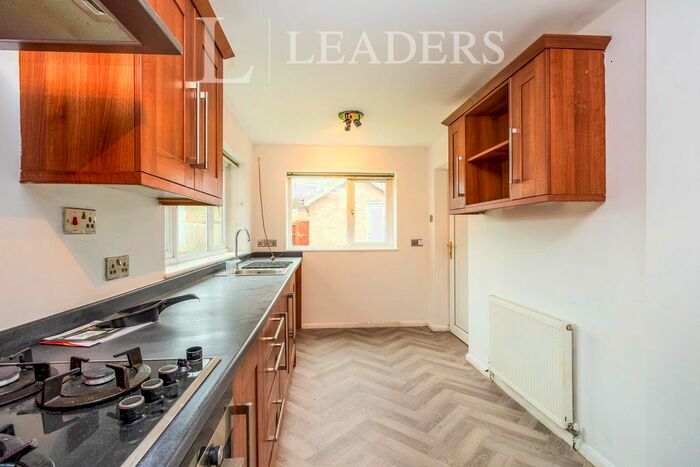 3 Bedroom Terraced House To Rent In Cannock Road, Aylesbury, HP20