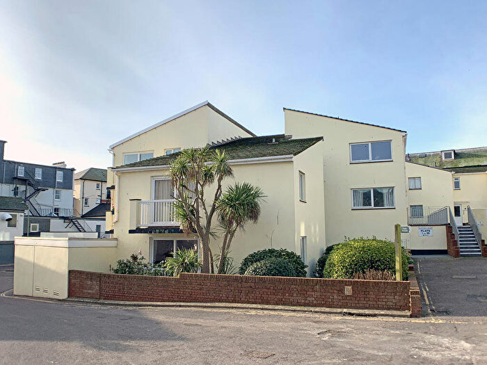 1 Bedroom Flat To Rent In Western Court, Sidmouth, EX10