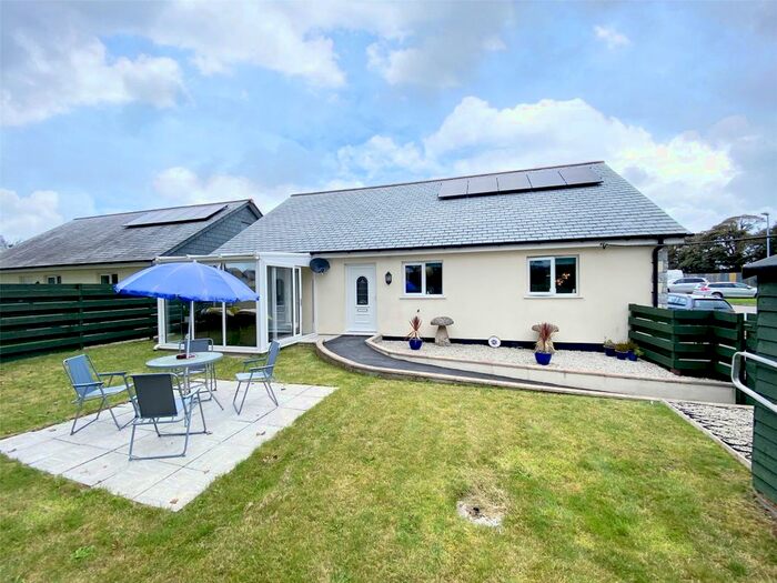 5 Bedroom Detached Bungalow For Sale In Bowlers Green, Lewannick, Launceston, Cornwall, PL15