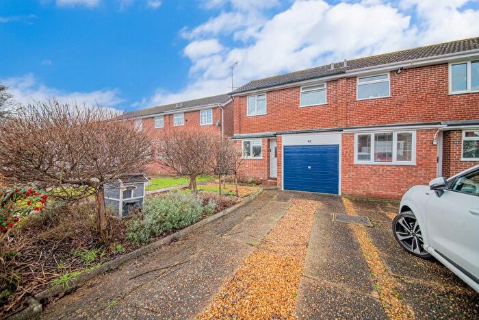 2 Bedroom End Terrace House For Sale In Itchen Avenue, Bishopstoke, Eastleigh, SO50