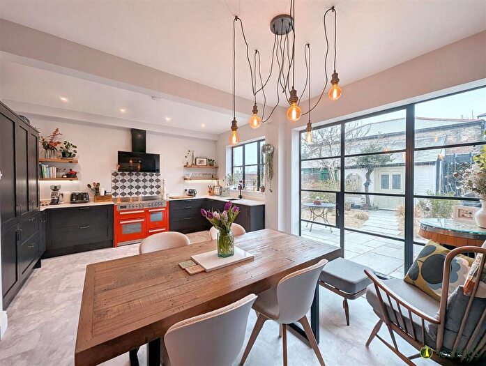4 Bedroom House For Sale In Nelson Street, Ryde, PO33