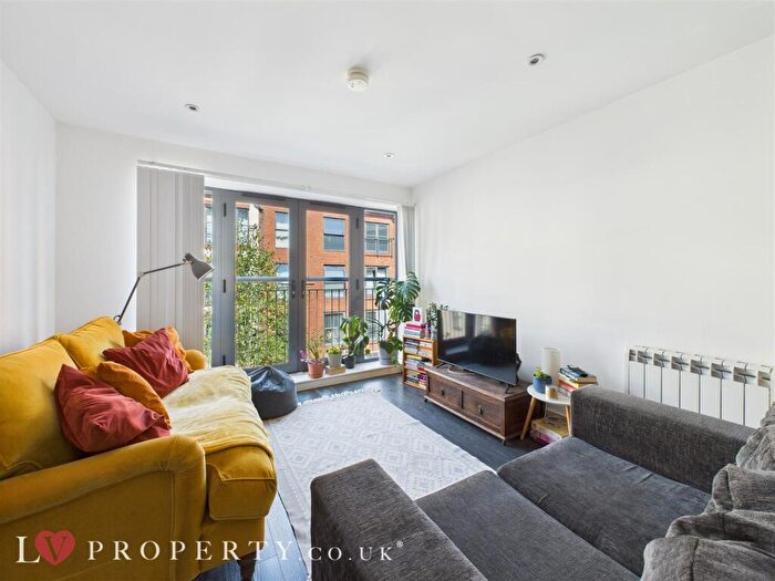 2 Bedroom Apartment To Rent In Carver Street, Birmingham, West Midlands, B1