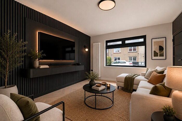 2 Bedroom Flat To Rent In Grierson Crescent, Trinity, Edinburgh, EH5