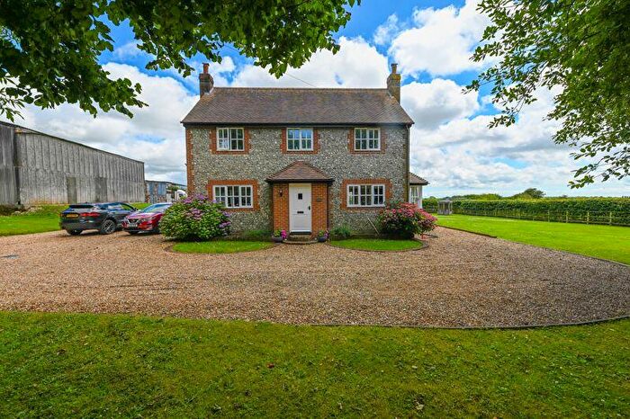 3 Bedroom Detached House To Rent In Blendworth, Waterlooville, PO8