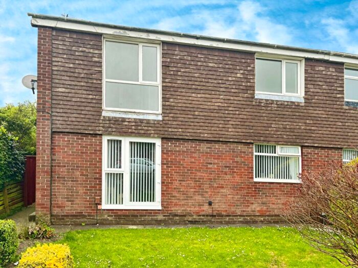 2 Bedroom Flat To Rent In Peebles Close, North Shields, NE29