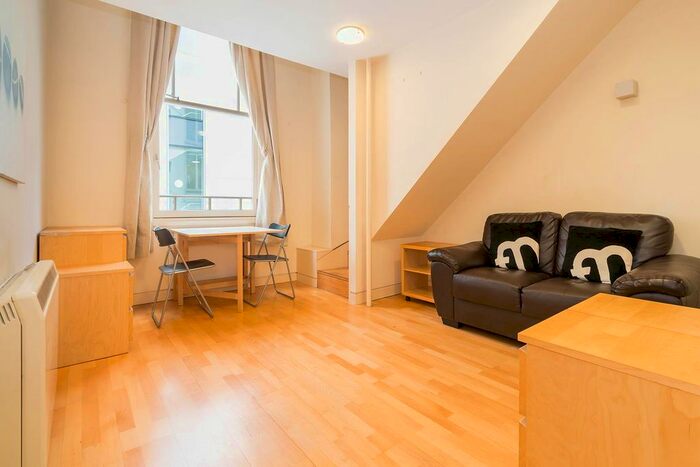 Studio To Rent In Cathedral Apartments, Barwick Street, B3