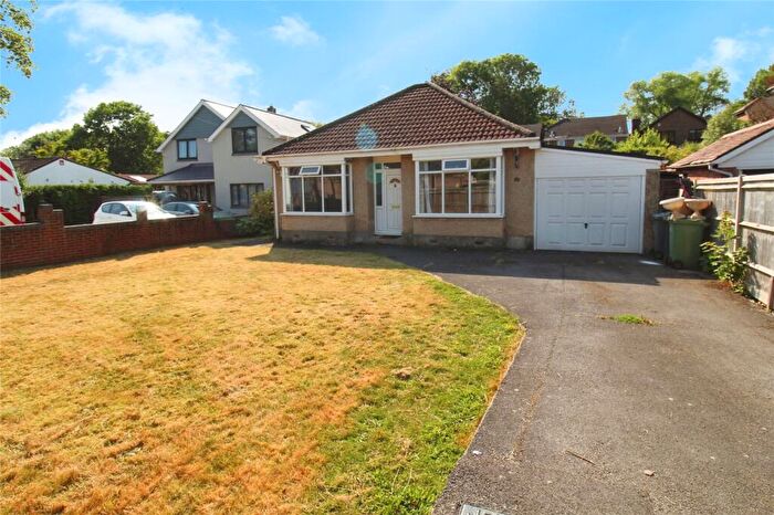 2 Bedroom Bungalow To Rent In Frogmore Lane, Waterlooville, Hampshire, PO8