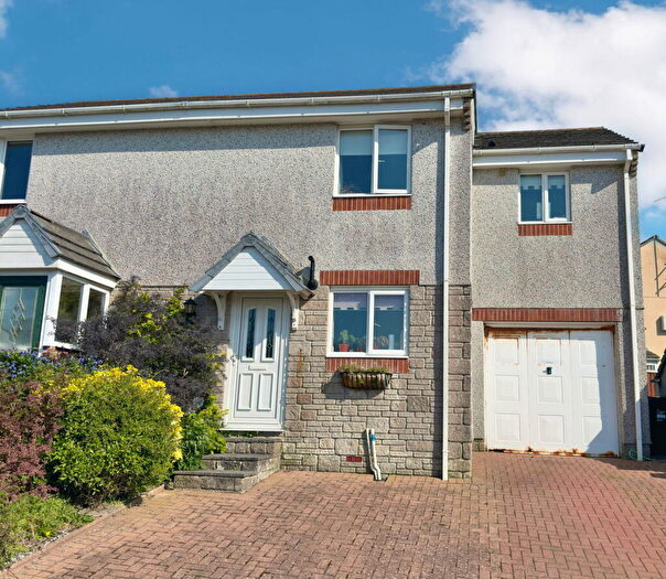 3 Bedroom Semi-Detached House For Sale In Foxdown Manor, Wadebridge, PL27