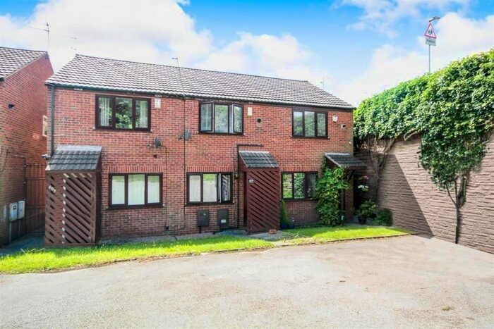 2 Bedroom Terraced House To Rent In The Wells Road, Mapperley, Nottingham, NG3