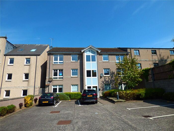 2 Bedroom Flat To Rent In Seaforth Road, Aberdeen, AB24