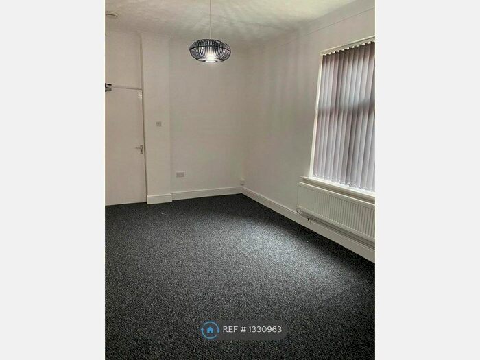 Studio To Rent In Meriden Street, Coventry, CV1
