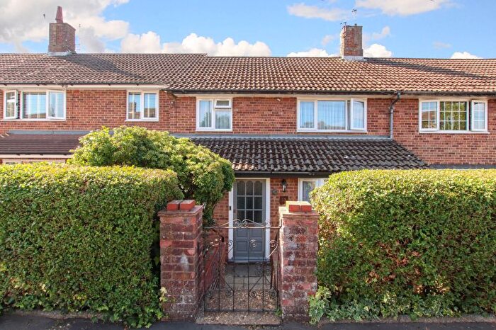 3 Bedroom Terraced House For Sale In Honeycross Road, Hemel Hempstead, HP1