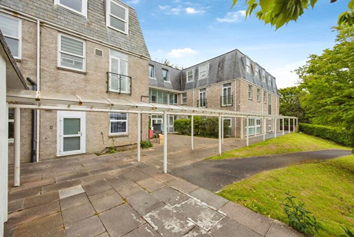 2 Bedroom Flat For Sale In Priory Road, St. Austell, Cornwall, PL25
