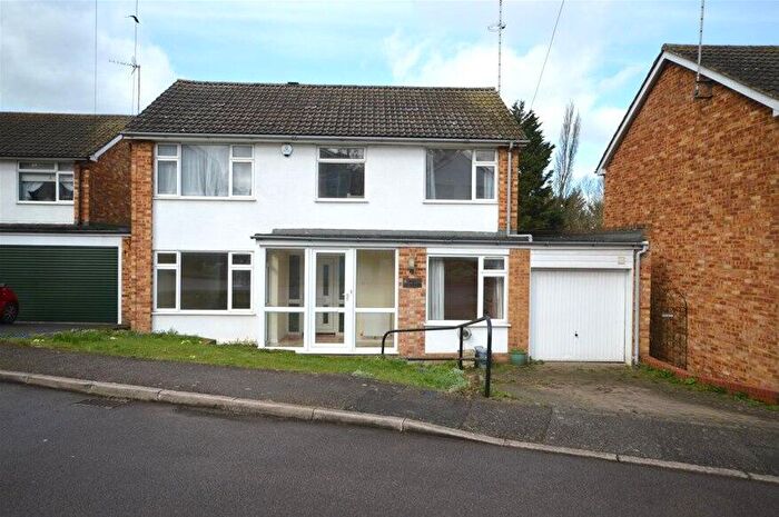4 Bedroom House To Rent In Hamilton Close, South Mymms, Hertfordshire, EN6