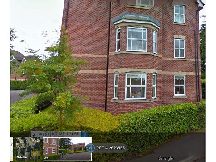 2 Bedroom Flat To Rent In Westholme Close, Congleton, CW12