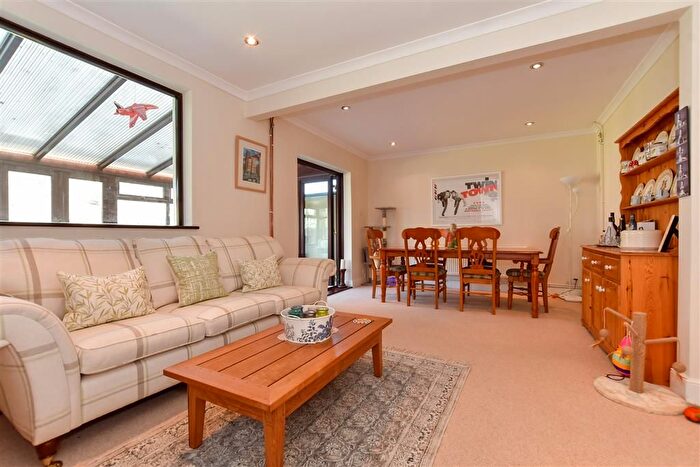 4 Bedroom Semi-Detached House For Sale In Merton Lane, Canterbury, Kent, CT4