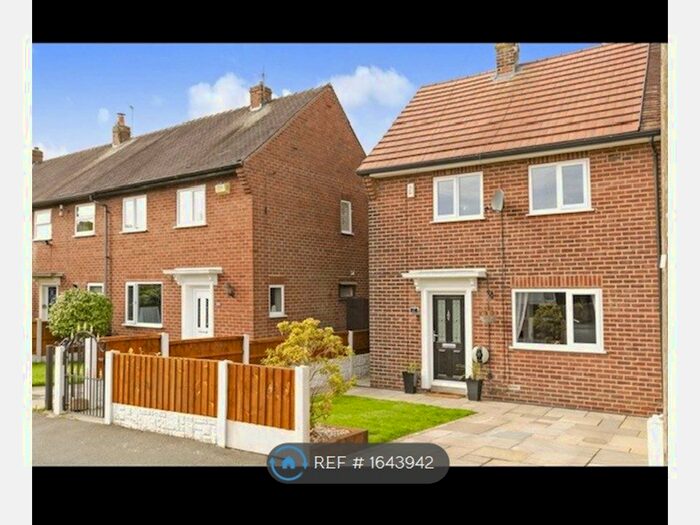 3 Bedroom Semi-Detached House To Rent In Mayfield Road, Orrell, Wigan, WN5