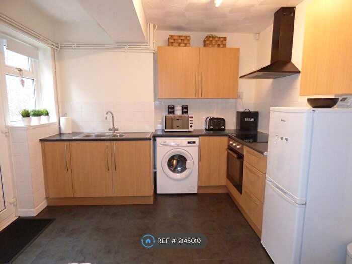2 Bedroom Semi-Detached House To Rent In Uplands Terrace, Morriston, Swansea, SA6