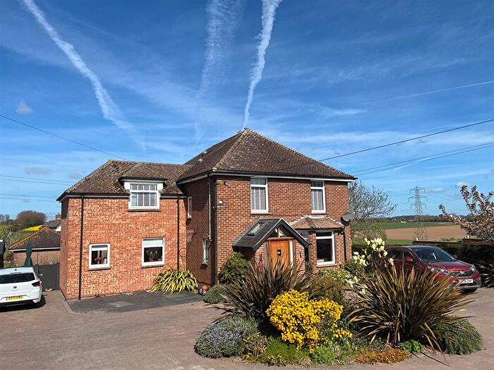 5 Bedroom Detached House For Sale In Mill Lane, Eastry, Sandwich, CT13