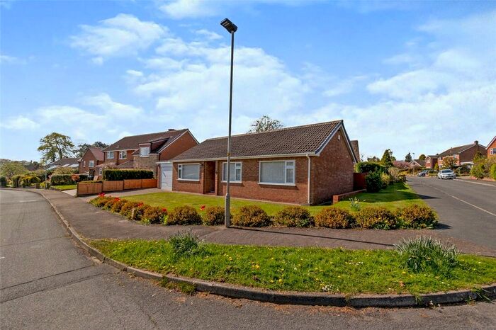 3 Bedroom Bungalow For Sale In Eden Close, Hutton Rudby, Yarm, TS15