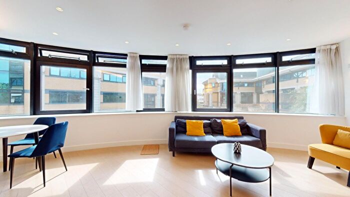 1 Bedroom Flat To Rent In New Horizons Court, Brentford, TW8