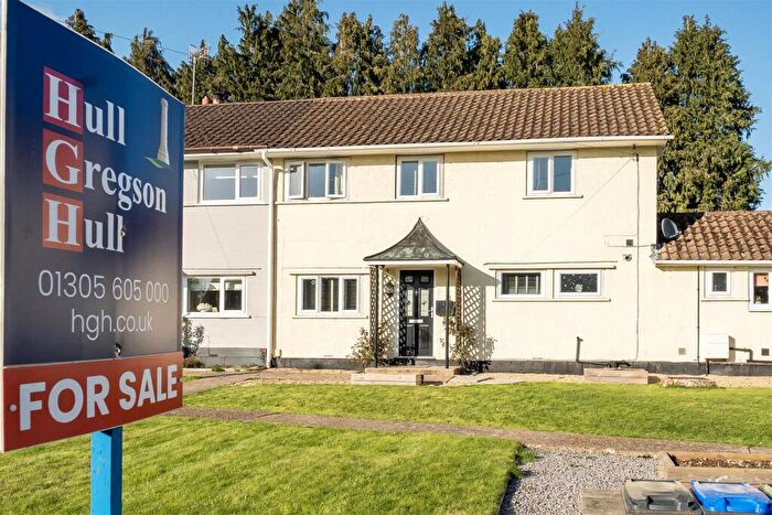 3 Bedroom Semi-Detached House For Sale In The Alders, Quidhampton, Salisbury, SP2