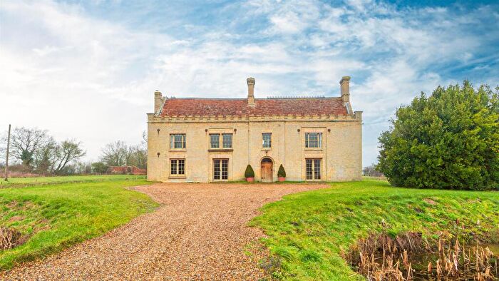 6 Bedroom Detached House To Rent In Chediston, IP19
