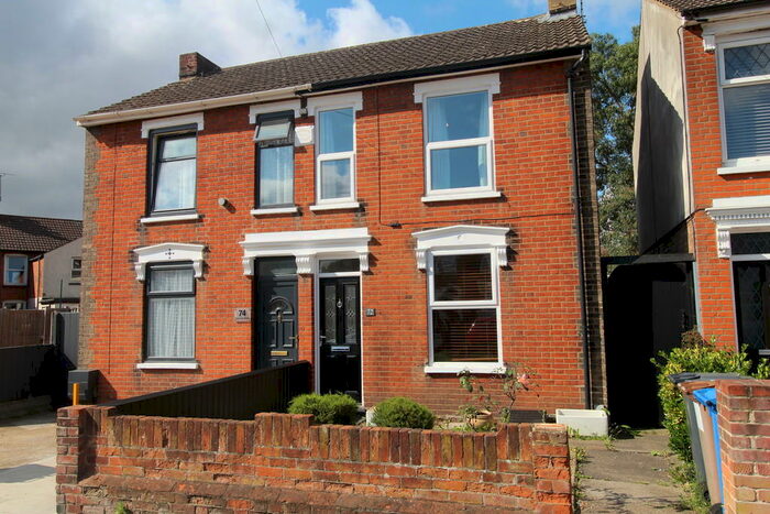 3 Bedroom Semi-Detached House To Rent In Tomline Road, Ipswich, IP3