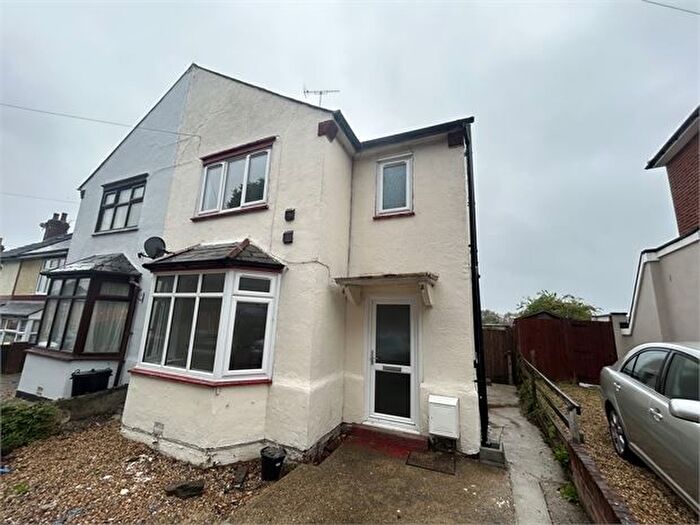 3 Bedroom Semi-Detached House To Rent In Mile End Road, Colchester, Essex., CO4