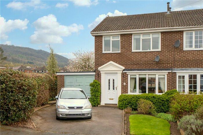 2 Bedroom Semi-Detached House For Sale In Kings Close, Otley, West Yorkshire, LS21