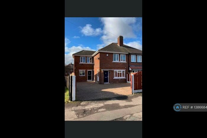3 Bedroom Semi-Detached House To Rent In Wingfield Road, Barnsley, S71