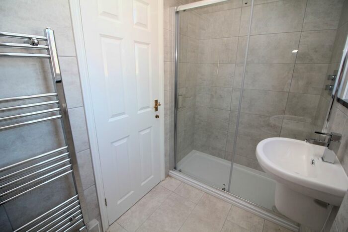 1 Bedroom Flat To Rent In Cliftonville Avenue, Margate, Kent, CT9