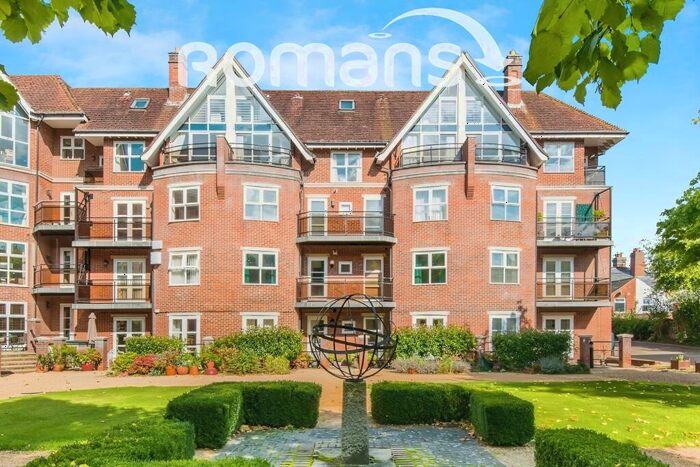 2 Bedroom Apartment To Rent In Marston Gate, Winchester, SO23