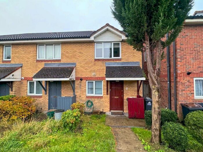 2 Bedroom Terraced House To Rent In Adams Way, CR0