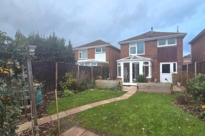 3 Bedroom Detached House For Sale In Hollam Drive, Fareham, PO14