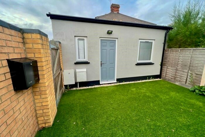 1 Bedroom Studio To Rent In Rusham Road, Egham, Surrey, TW20