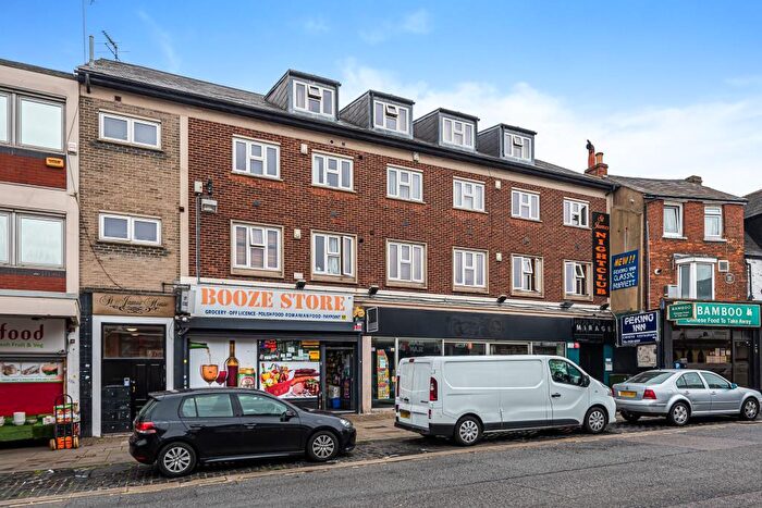 2 Bedroom Flat To Rent In Buckingham Street, Aylesbury, HP20